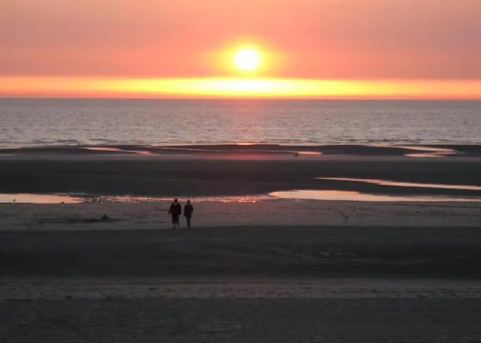 L Îlot de la Baie, super studio 4p face à la mer, parking gratuit, wifi, classé 2 étoiles à Fort Mahon Plage, Baie de Somme